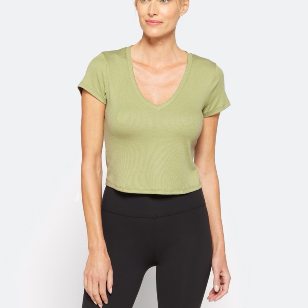 Beyond Yoga Take the Plunge V-Neck Tee